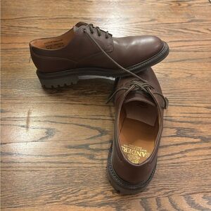 Sanders Gibson Men's Classic Brown Derby Shoes